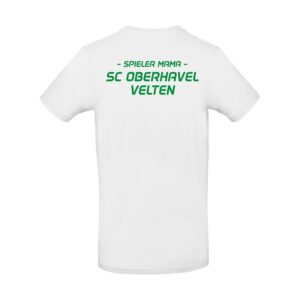 Weißes T-Shirt von hinten mit grünem Vereinsschriftzug und Spieler-Mama-Schriftzug als Druckbeispiel.